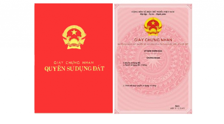 cầm giấy tờ nhà